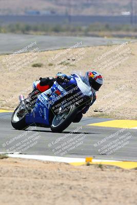 media/May-06-2024-Moto Forza (Mon) [[b33359f27d]]/1-Advanced/Session 4 (Turns 9 and 8)/
